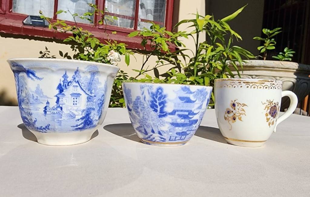 English Porcelain A 240 Year Old! (circa 1780) Caughley England